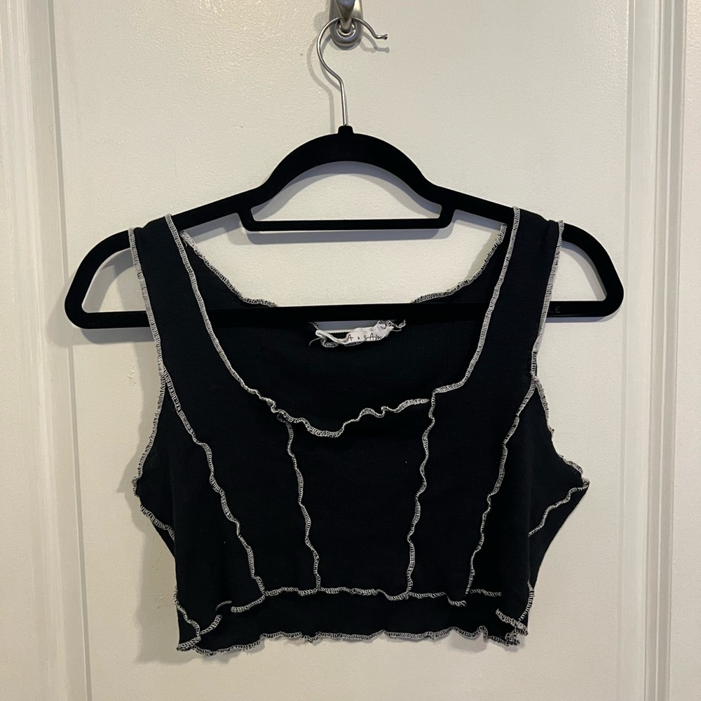 Emma & Sam black cropped tank top